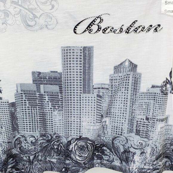 Sweet Gisele Top Size S Boston Graphic T-Shirt Tee Stud Embellished Bling NWOT - Picture 4 of 9